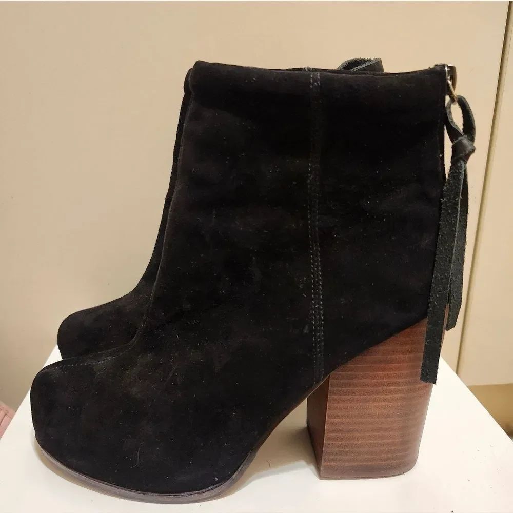 Brand New Jeffrey Campbell "Rumble" Black Suede Zip Ankle Boots Sz.8 Ret.$175